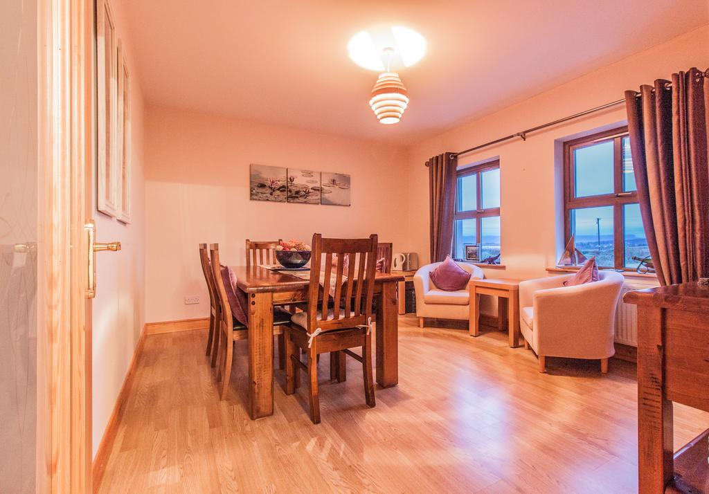 Achill Water'S Edge Bed and Breakfast Doogort Eksteriør billede